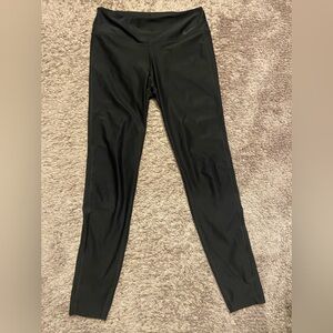 Black Nike leggings
